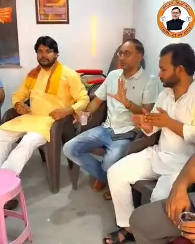 सफलता उन्हीं को मिलती है जो हार नहीं मानते।

परमिंदर का प्रयास 
Parmindar Singh Virkk