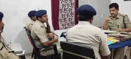 पोठिया: पहाड़ कट्टा थाना का अनुमंडल पुलिस पदाधिकारी-2 ने किया निरीक्षण, दिए आवश्यक दिशा-निर्देश