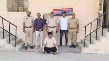 बावड़ी: खेड़ापा पुलिस ने ₹10,000 के ईनामी अपराधी को किया गिरफ्तार