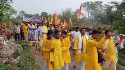 বলরামপুর: শ্যামনগর গ্রামে পুনঃ নির্মিত হরি মন্দিরের প্রতিষ্ঠা উপলক্ষ্যে ঘট কলস শোভাযাত্রার আয়োজন