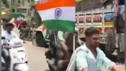 चिखलदरा: ऑपरेशन सिन्दुर यशस्वी झाल्याबद्दल आमदार केवलराम काळे यांच्या नेतृत्वात कळमखार येथून भव्य तिरंगा यात्रा