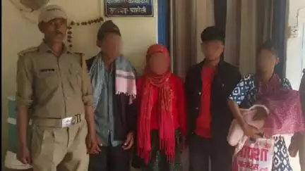 कर्णप्रयाग: बद्रीनाथ से लापता नेपाली मूल के 2 नाबालिग कर्णप्रयाग में सकुशल मिले, पुलिस ने परिजनों को सौंपा