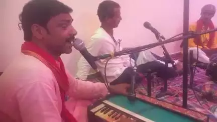 जय श्रीराम जय हनुमान शुभ गृहप्रवेश 
गोढना रोड नन्दन उपाध्याय मणनपुर जी के माध्यम से हर हर महादेव 🙏🏝🚩