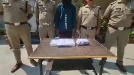 यमकेश्वर: लक्ष्मणझूला पुलिस ने बड़ी मात्रा में अवैध चरस के साथ एक नशा तस्कर को किया गिरफ्तार