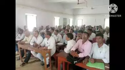 चंडी: प्रखंड परिसर स्थित कार्यशाला भवन में बीडीओ ने बीएलओ के साथ बैठक कर दिए दिशा-निर्देश