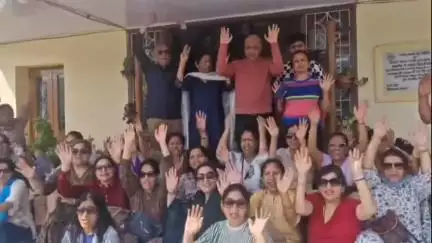 डीडीहाट: पर्यटक आवास गृह डीडीहाट में आदि कैलाश यात्रियों के द्वितीय दल का भव्य स्वागत किया गया