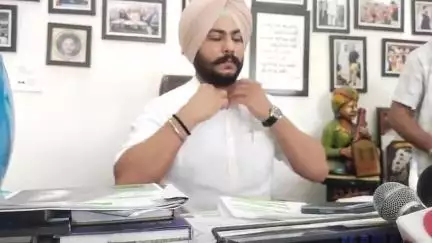ਧੂਰੀ: ਧੂਰੀ ਦੇ ਸਾਬਕਾ ਵਿਧਾਇਕ ਦਲਵੀਰ ਗੋਲਡੀ ਵੱਲੋਂ ਧੂਰੀ ਵਿੱਚ ਸ਼ੂਗਰ ਮਿੱਲ ਨੂੰ ਲੈ ਕੇ ਕੀਤੀ ਗਈ ਅਹਿਮ ਪ੍ਰੈੱਸ ਕਾਨਫਰੰਸ