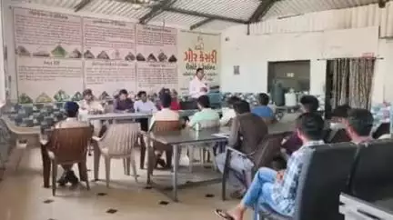 ગીર ગઢડા: ગીરગઢડામા હોટલ સંચાલકોએ પ્લાસ્ટીકનો ઉપયોગ બંધ કરવા પ્રતીજ્ઞા લીધી #