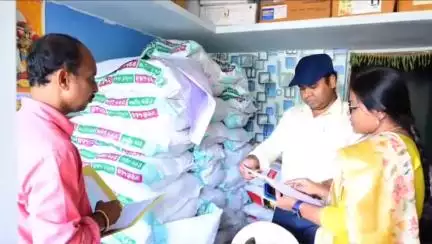 పాపన్నపేట్: రైతులకు అధిక ధరలకు విత్తనాలు అమ్మితే వ్యాపారులపై కఠిన చర్యలు: కలెక్టర్ రాహుల్ రాజ్ హెచ్చరిక