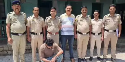 सिहुंता: सिहुंता पुलिस ने पकड़ा एक और चिट्टा तस्कर, DSP चुवाडी योगराज चंदेल ने दी जानकारी