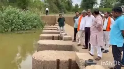 अन्तागढ़: विधायक विक्रमदेव उसेंडी ने क्षतिग्रस्त एनिकट का किया निरीक्षण, मरम्मत के लिए दिए निर्देश
