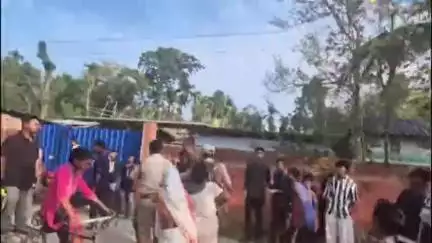 মৰঙী: ৰঙাজান ঢুলীয়াগাঁৱৰ কুমাৰপট্টিত উত্তপ্ত পৰিস্থিতি, ড্ৰাগছ ক্ৰয় কৰিবলৈ আহি ৰাইজৰ ৰোষত দুই যুৱক, ঘটনাস্থলীত উপস্থিত আৰক্ষী