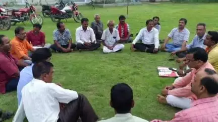 পাড়া: ঝাঁপড়া হাইস্কুল মাঠে ভারতীয় জনতা পার্টির তিরঙ্গা যাত্রার প্রস্তুতি সভা অনুষ্ঠিত হলো
