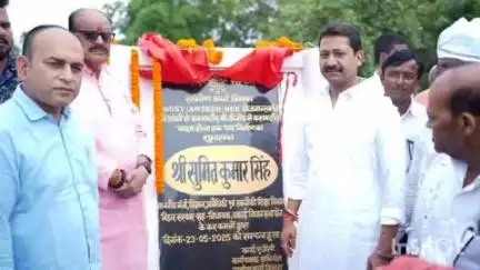 चकाई: मंत्री ने 17 करोड़ की लागत से 5 योजनाओं का चकाई में किया कार्यारंभ