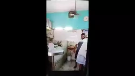 புரசைவாக்கம்: ஓட்டேரி பாஷ்யம் தெருவில் மனோஜ் குமார் என்பவர் நடத்திவரும் டிபன் கடையில் குடிபோதையில் மாமூல் கேட்ட கட்சிக்காரர்