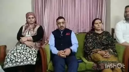 चिड़गांव: शिमला संसदीय क्षेत्र के सांसद श्री सुरेश कश्यप ने कहा, प्रदेश सरकार की हालत खराब है, केंद्र सरकार कर रही है पूरा सहयोग