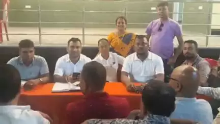ঘগ্ৰাপাৰ ভাগ: বিজেপি ঘগ্ৰাপাৰ মণ্ডলৰ সভাপতি  মনোজ ডেকাৰ নেতৃত্বত ঘগ্ৰাপাৰত অনুষ্ঠিত হয় বিশেষ সাংগঠনিক সভা