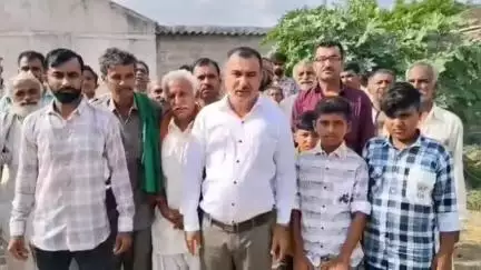 અબડાસા: મોટા કરોળિયાની બનેલી ઘટના અંગે ગામના અગ્રણીઓ દ્વારા જાહેર ખુલાસો
