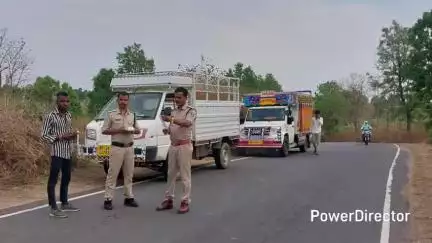 उमरेठ: उमरेठ पुलिस ने की वाहनों की जांच, वाहन चालकों को समझाए नियम