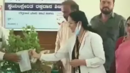 ಹರಪನಹಳ್ಳಿ: ಅರಸೀಕೆರೆ ಗ್ರಾಮದ ಸಮುದಾಯ ಆರೋಗ್ಯ ಕೇಂದ್ರದಲ್ಲಿ,ಸ್ವಯಂ ಪ್ರೇರಿತ ರಕ್ತದಾನ ಶಿಬಿರ