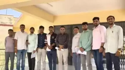 गिड़ा: गिड़ा पंचायत समिति सभागार में ब्लॉक स्तरीय कार्मिकों की बैठक आयोजित, विभिन्न विषयों पर हुई चर्चा
