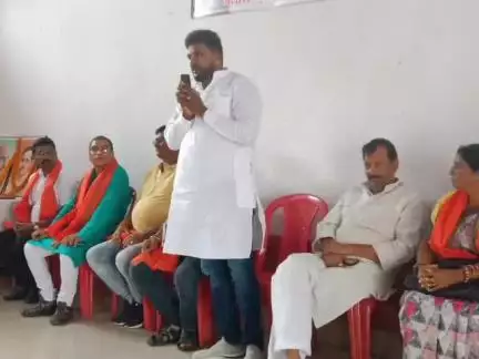 कस्बा: जलालगढ़ भाजपा प्रखंड कार्यालय में आयोजित हुई एक बैठक