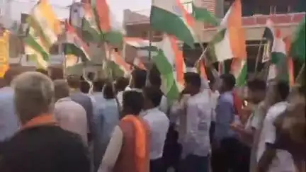 गुनौर: ऑपरेशन सिंदूर के सम्मान में अमानगंज में निकाली गई तिरंगा यात्रा