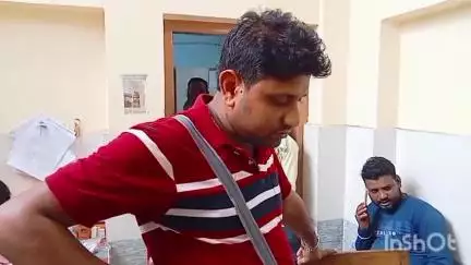 গলসি ২: শহর বর্ধমানের কালনাগেট এলাকায় গলায় ফাঁস লাগিয়ে আত্মহত্যা করল এক গৃহবধূ শ্বশুরবাড়ি গলসি থানার সারুল