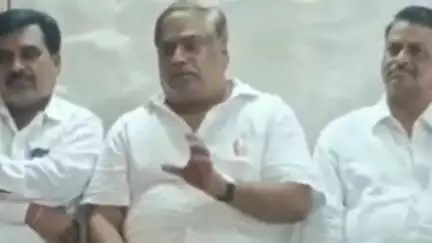 ಚಿತ್ತಾಪುರ: ಚಲುವಾದಿ ನಾರಾಯಣಸ್ವಾಮಿ ಮುತ್ತಿಗೆ ವಿಚಾರ: ಜಿಲ್ಲಾ ಪೊಲೀಸ್ ಇಲಾಖೆ ವಿರುದ್ಧ ಪಟ್ಟಣದಲ್ಲಿ ಬಿಜೆಪಿ ಮುಖಂಡರ ಆಕ್ರೋಶ