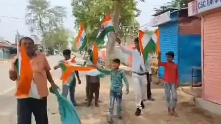 गढ़ाकोटा: ग्राम पंचायतों में निकाली गई सौर्य सम्मान तिरंगा यात्रा