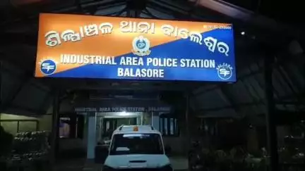 ରେମୁଣା: ହିନ୍ଦୁ ପରିଚୟ ଦେଇ ରେମୁଣା ଅଞ୍ଚଳର ଯୁବତୀଙ୍କୁ ଅପହରଣ ମାମଲା ରେ ଯୁବକକୁ ଅଟକ ରଖି ଅଧିକ ତଦନ୍ତ ଜାରି ରଖିଛି ଶିଳ୍ପାଞ୍ଚଳ ପୋଲିସ୍