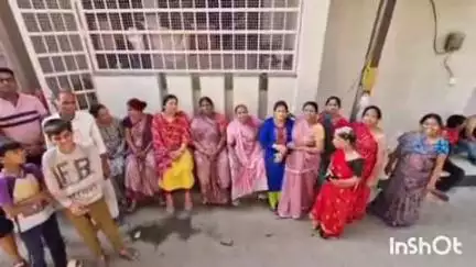 गढ़ी: परतापुर गढ़ी नगरपालिका क्षेत्र में विद्युत विभाग की लापरवाही से आम जनता परेशान, वायर टूटकर धमाकों के साथ गिरी