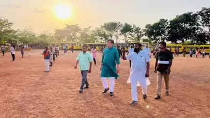 अर्जुनी मोरगाव: आमदार विजय रहांगडाले यांनी गोंदिया येथे दिली दुर्गावाहिनी शौर्य प्रशिक्षण वर्गास प्रेरणादायी भेट