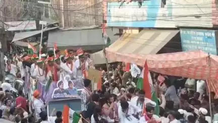 */खुशनवाज खान*
*#सहारनपुर में सलाम तिरंगा यात्रा: सेना के शौर्य और बेटियों के सम्मान में उत्साह तिरंगा यात्रा निकाली गई