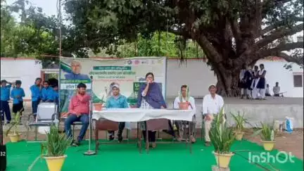 रतनी फरीदपुर: जिले के विभिन्न विद्यालयों में मशाल कार्यक्रम के तहत संकुल स्तरीय प्रतियोगिता का आयोजन किया गया