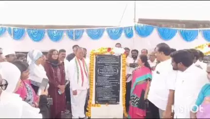 గీసుగొండ: గూగుల్ 15వ డివిజన్ పరిధిలో పలు అభివృద్ధి పనులకు శంకుస్థాపన చేసిన ఎమ్మెల్యే