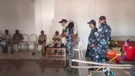 स्लीमनाबाद: स्लिमनाबाद थाने में आपदा से निपटने के लिए सिविल डिफेंस वॉलिंटियर्स को दिया गया प्रशिक्षण