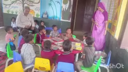 पीपलखूंट: पिपलखूंट क्षेत्र में आंगनवाड़ी केंद्रों का औचक निरीक्षण, अनुपस्थित दो कर्मचारियों को सेवा से हटाया गया