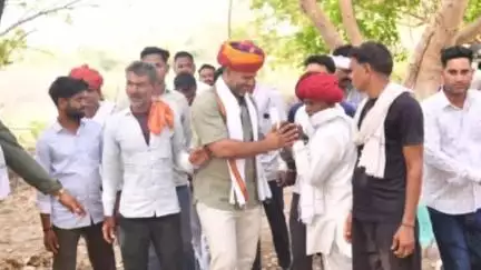हिण्डोली: विधायक आपकी पंचायत कार्यक्रम के तहत नेनवा में बूथ कार्यकर्ता संवाद कार्यक्रम का आयोजन, हिंडोली विधायक ने किया संवाद