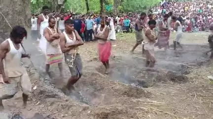 चक्रधरपुर प्रखंड अंतर्गत केनके पंचायत के सरजोमहातु गांव में शिव मां पाउड़ी पूजा समिति के तत्वावधान में दो दिवसीय मेला सह