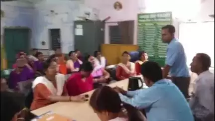পাড়া: বহড়া গ্রাম পঞ্চায়েত অফিসে ভি এইচ এস এন সি সংক্রান্ত আলোচনা বৈঠক অনুষ্ঠিত হলো