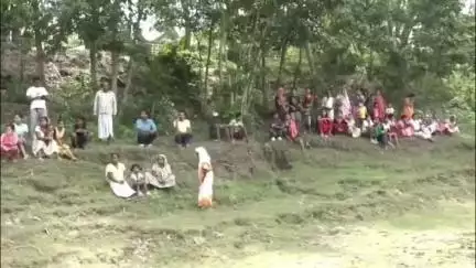 খুমটাই: শালমৰা ম’হখুঁটিত শোকাবহ ঘটনা, মোমায়েকৰ শ্ৰাদ্ধলৈ আহি গা ধুই থকা অৱস্থাত ধনশিৰিত নিখোজ যুৱক, ঘটনাস্থলীত উপস্থিত আৰক্ষী