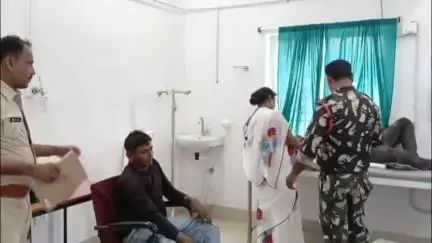 चेवाड़ा: चेवाड़ा थाना के पास दो मोटरसाइकिल की टक्कर में दो लोग घायल, अस्पताल में भर्ती