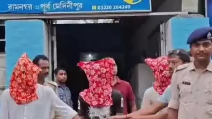 রামনগর ১: রামনগরে মাথা কাটা দেহ উদ্ধার ঘটনায় গ্রেপ্তার ৩ যুবক