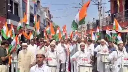गढ़ी: ऑपरेशन सिंदूर की सफलता पर गढ़ी परतापुर नगरपालिका क्षेत्र में निकाली गई तिरंगा यात्रा, स्थानीय विधायक हुए शामिल