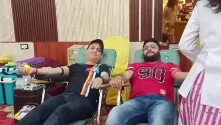 कालका: कालका पिंजौर टेंट डीलर्स वैल्फेयर एसो. ने कालका में मेगा ब्लड डोनेशन और मुफ्त मेडिकल चेकअप कैंप लगाया