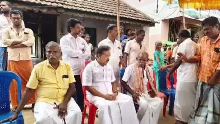 கண்டச்சிபுரம்: சென்னாகுணம் கிராமத்தில் திமுக நிர்வாகி மறைவுக்கு நேரில் சென்று அஞ்சலி செலுத்திய முன்னாள் அமைச்சர் பொன்முடி