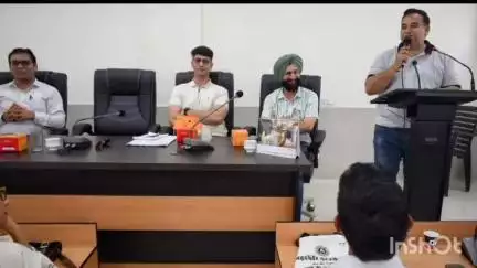नालागढ़: नालागढ़ में सिंगल यूज प्लास्टिक और पॉलिथीन विषय पर SDM राजकुमार की अध्यक्षता में कार्यशाला का आयोजन हुआ