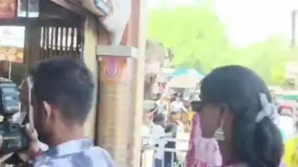 सुवासरा: दिल्ली में कांस्टेबल बनी सुवासरा नगर की बिटिया का नगर वासियों ने किया भव्य स्वागत