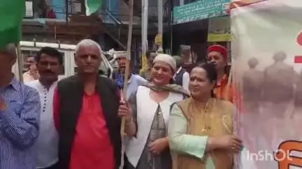 कोटखाई: गुम्मा में ऑपरेशन सिंदूर की सफलता पर निकाली गई तिरंगा यात्रा, भाजपा कार्यकर्ता एवं स्थानीय लोग रहे मौजूद